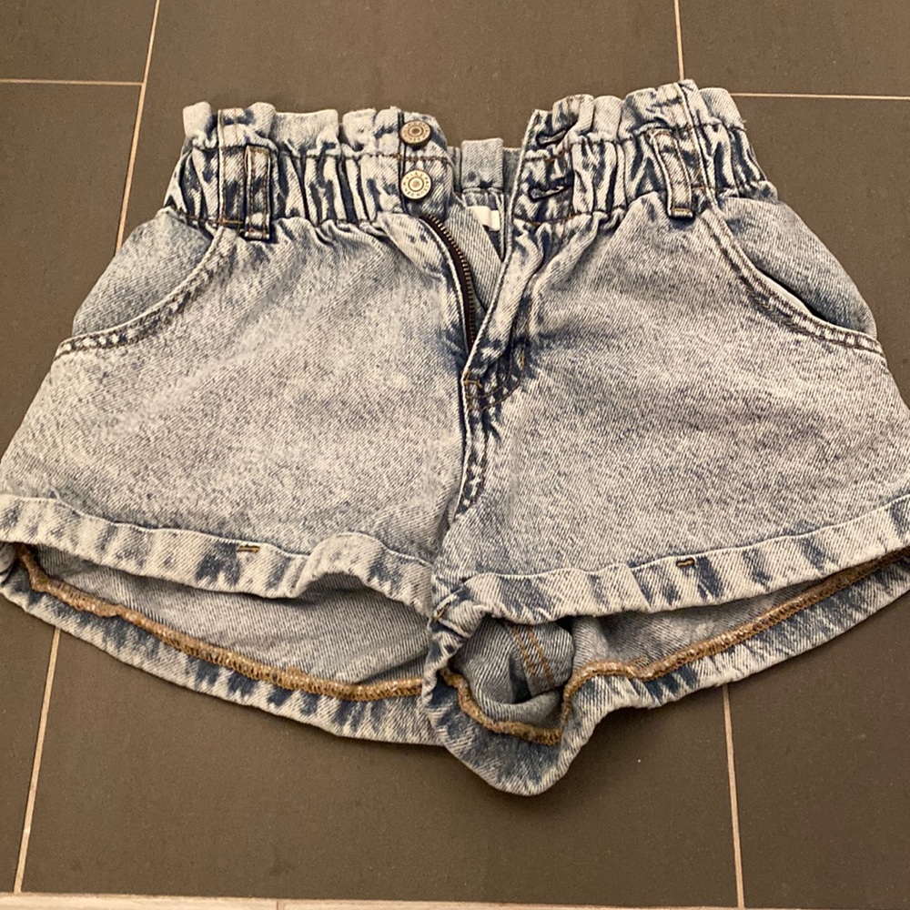 Ap sun light wash blue jean shorts scrunch waist size XS